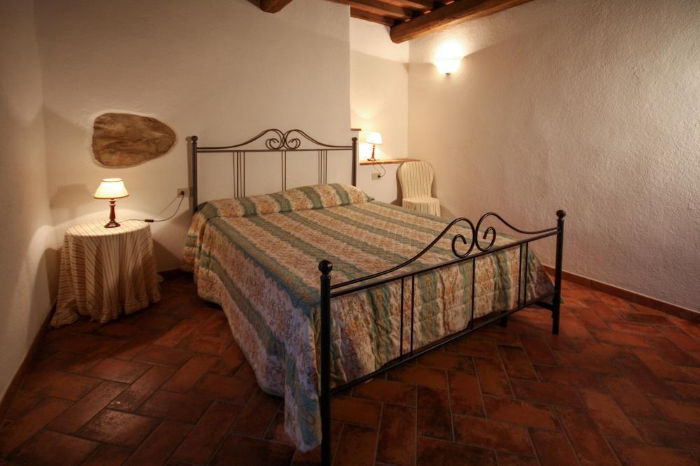 Tenuta Aronne *